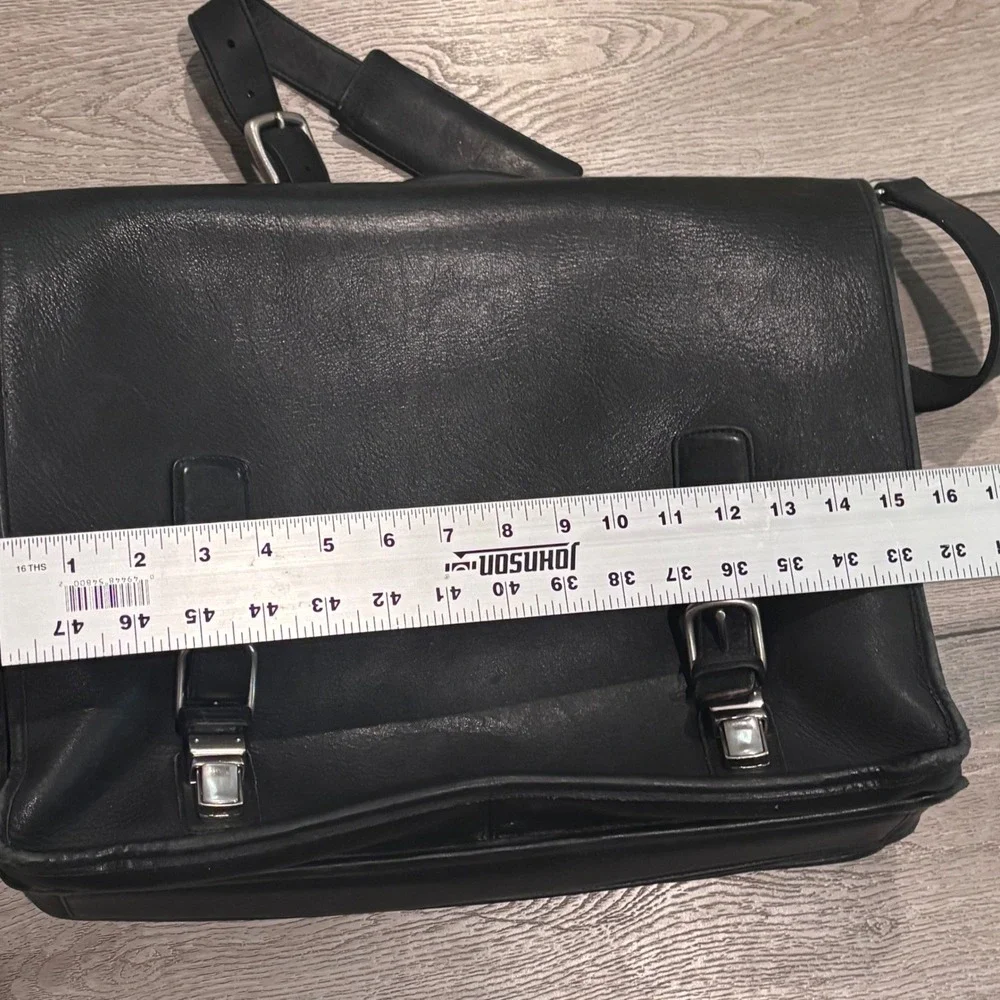 Coach Briefcase Black Leather Messenger Bag Laptop A1S-5310 Business